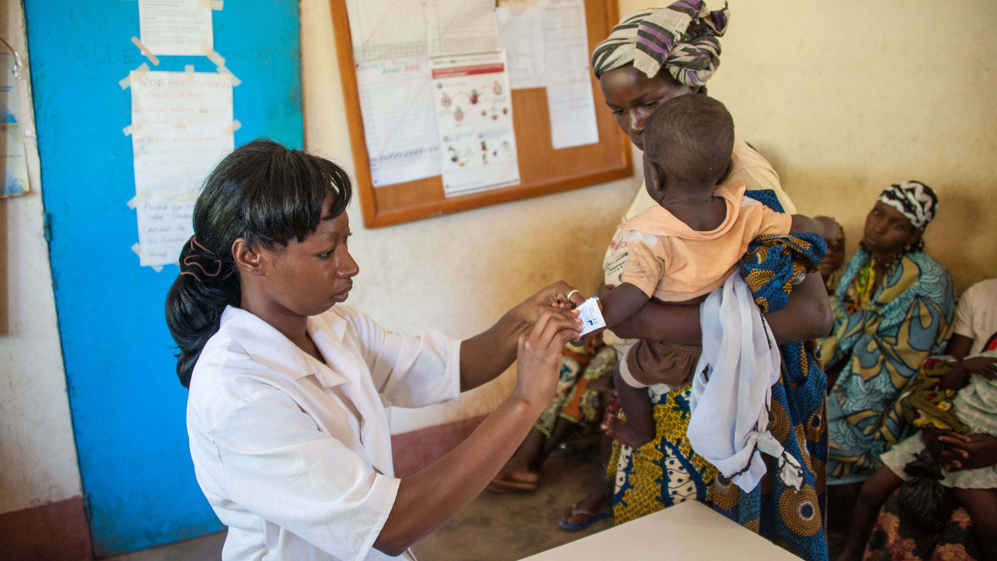 Working with partners in Burkina Faso, we support projects that aim to empower women and girls, transform the agricultural economy, and combat infectious diseases. 